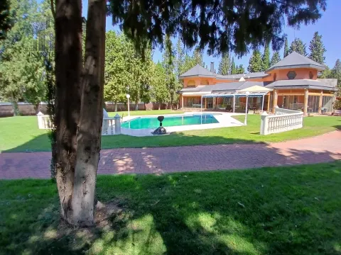 REF: C066 GRUPO INMOTEKA INMOBILIARIA VENDE CHALET DE LUJO ZONA URBANIZACION VEREDA-CARRETERA DE JAEN