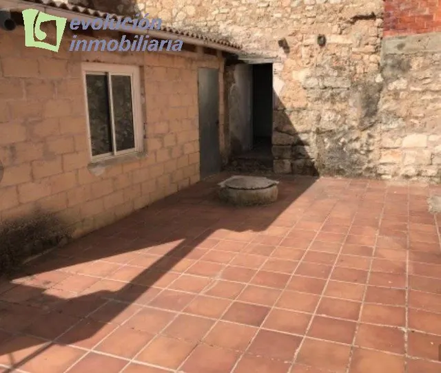 CASA DE PUEBLO PARA REHABILITAR EN MAZUELA - foto 2