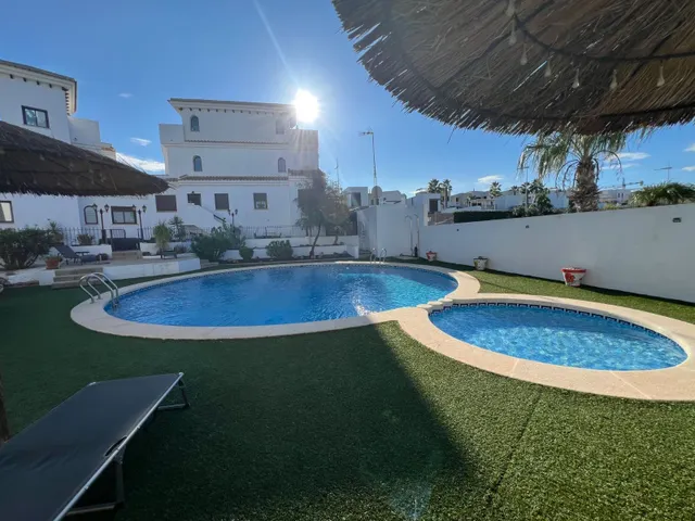 Piso 2 habitaciones 113m² en venta - Comunidad valenciana — 33