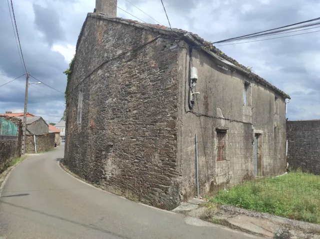 CASA DE PIEDRA PARA RESTARAR EN MEIXONFRIO — 7
