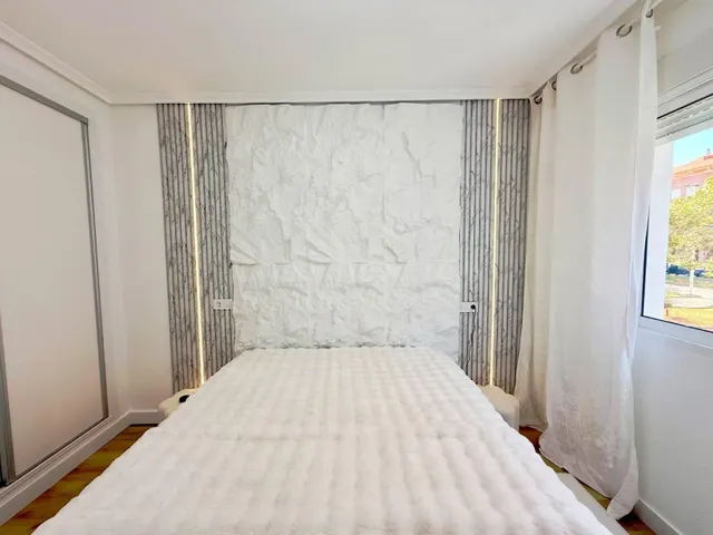 Apartamento 2 habitaciones 67m² en venta - Estacion de autobuses — 21