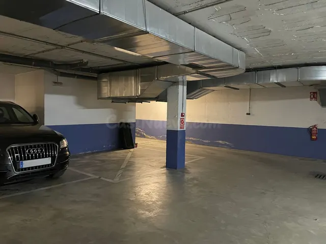 Parking en venta - Centro — 5