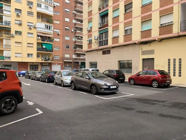 TRASTERO EN ALQUILER EN EL CENTRO DE BADAJOZ - foto 5