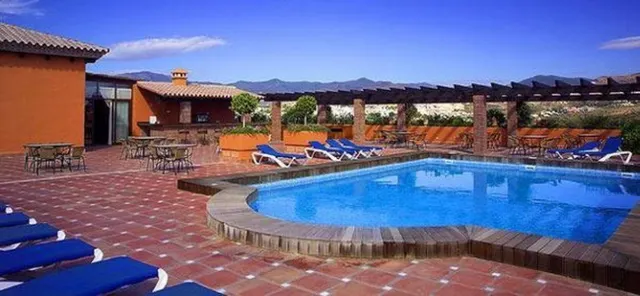 Gran Atico Duplex entre marbella y Estepona , lado playa 2º linea — 9