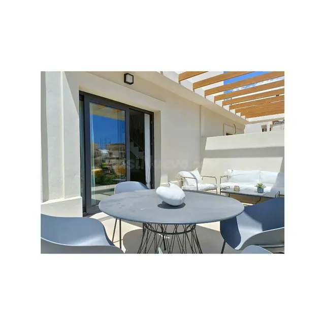 Elegante Villa en el Complejo Residencial Sunrise Bay, Cala  - foto 2