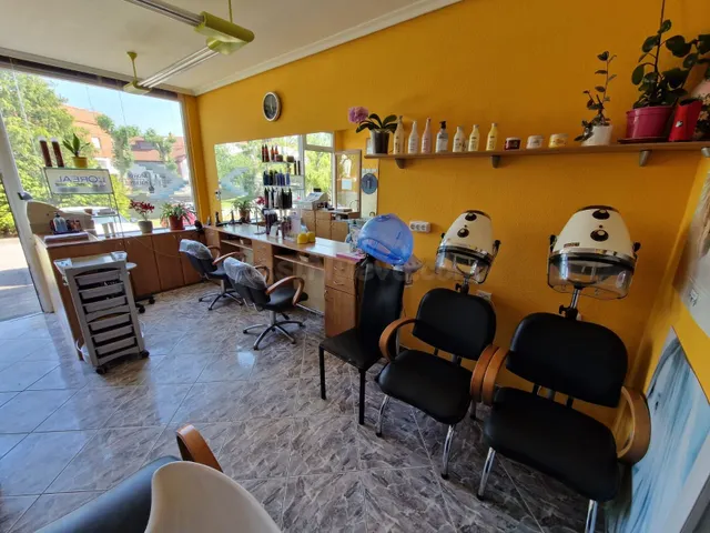 PELUQUERIA EN VENTA. OPORTUNIDAD!