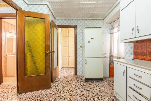 Piso de 4 habitaciones con ascensor en Altabix - Elche — 32
