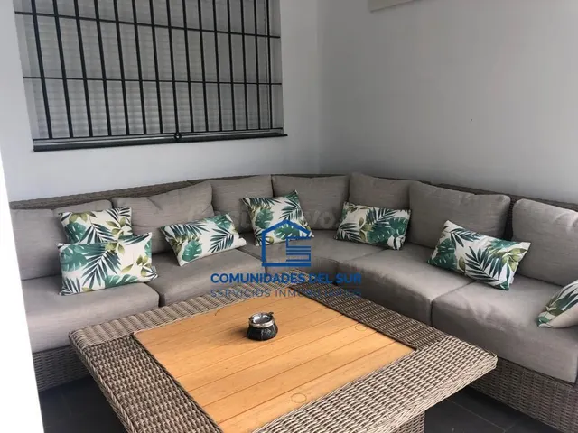 Exclusiva vivienda con piscina en Vistahermosa – ALQUILER TE - foto 3