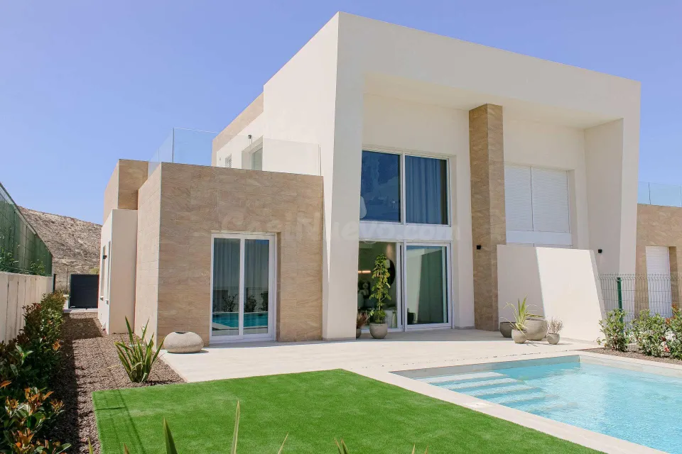 Villa 3 habitaciones 232m² en venta - Comunidad valenciana