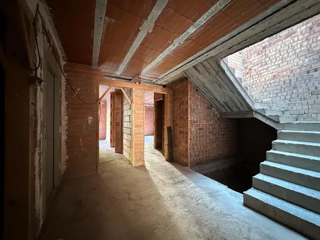 Edificio para terminar — 18