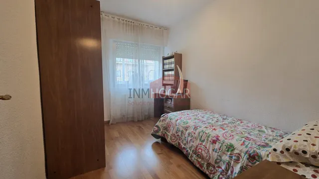 Piso en venta en Ávila,  zona sur — 33