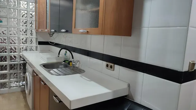 VIVIENDA DE DOS DORMITORIOS CERCA DE LA PLAYA DE LA CALETA! — 3