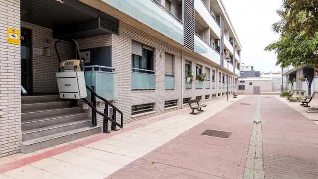 Piso céntrico en Cuarte - foto 2
