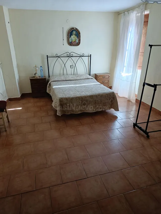 Encantadora Casa de Pueblo en el Corazón de Cehegín - foto 2