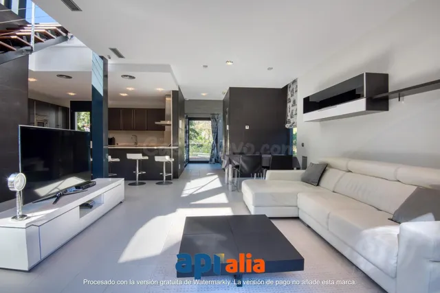 Casa con LICENCIA TURISTICA en Cala Sant Francesc, Blanes - foto 2