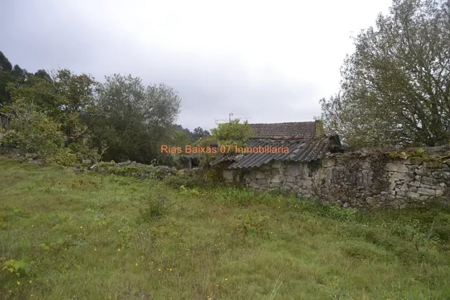 REF 2775 TRES CASAS PARA REHABILITAR CON 5588m2 TERRENO (MONDARIZ) — 23