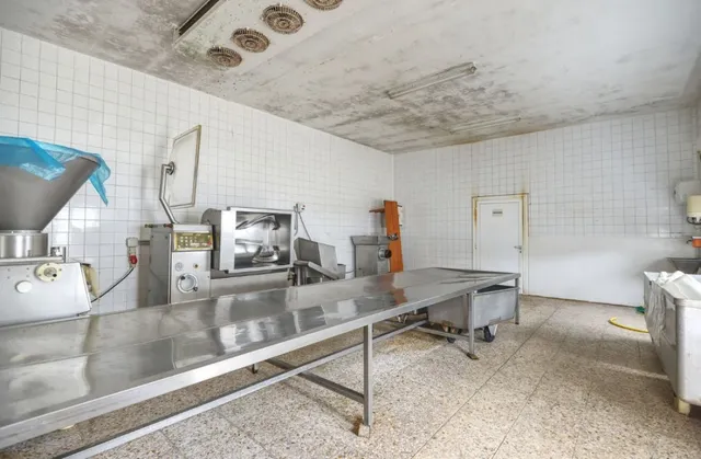 Nave en venta en O´Vilar (Guísamo) — 15