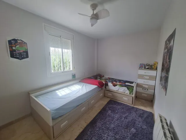 CHALET INDEPENDIENDIENTE EN PARCELA DE 1.450 M2, PISCINA Y AMPLIAS ZONAS EXTERIORES — 18