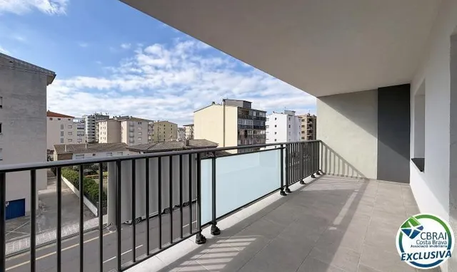 Apartamento 2 dormitorios renovado con terraza en Santa Marg