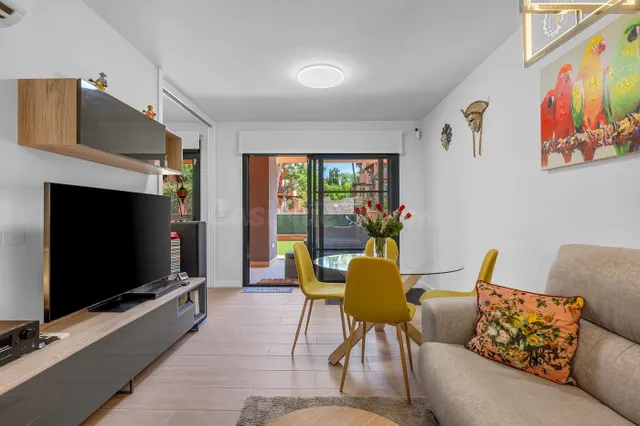 APARTAMENTO DE 2 DORMITORIOS Y 2 BAÑOS EN ORIHUELA COSTA — 13