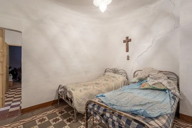 CASA CON TERRENO EN DURCAL — 14