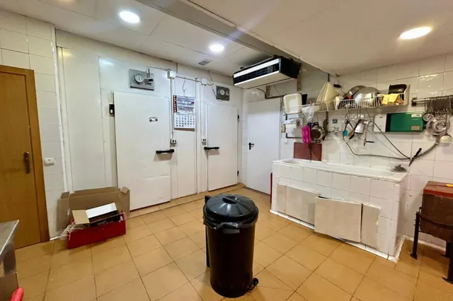 LOCAL COMERCIAL EN VENTA EN AVENIDA DE LA FAMA – MURCIA — 11