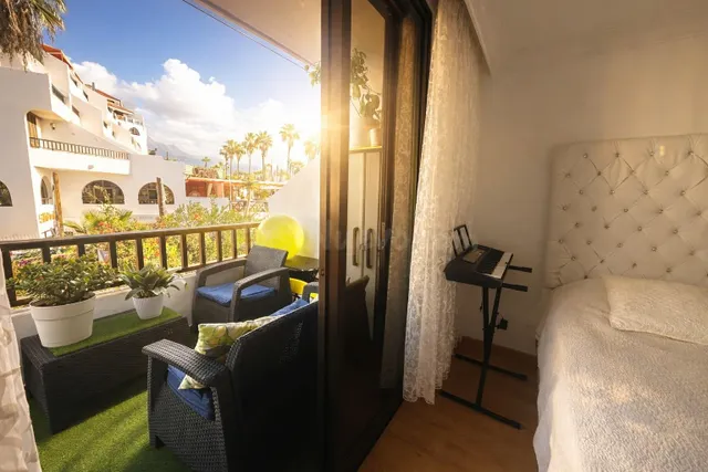 Apartamento en Parque Santiago 1 con terraza, parking y pisc - foto 5