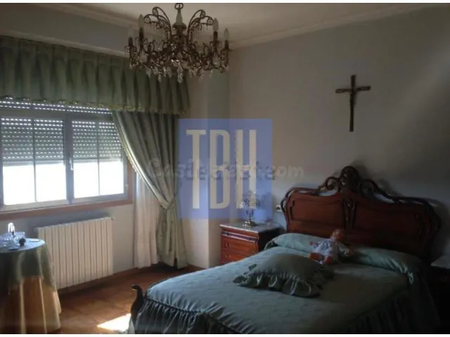 Casa en venta en O Carballiño - foto 5