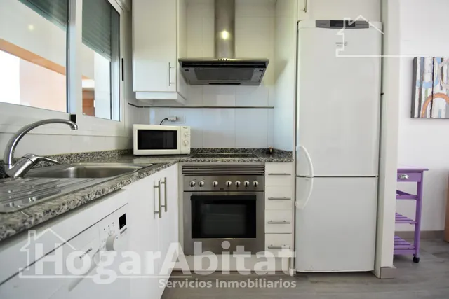 ¡EN PRIMERA LÍNEA DE PLAYA! LUMINOSO EN RESIDENCIAL CON PISCINA Y GARAJE — 8