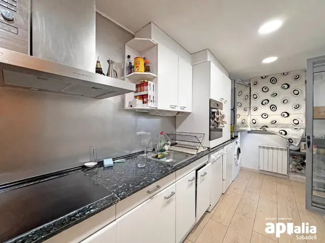 Fantástico piso en venta con parquing en parc europa. barberà del vallés. — 9