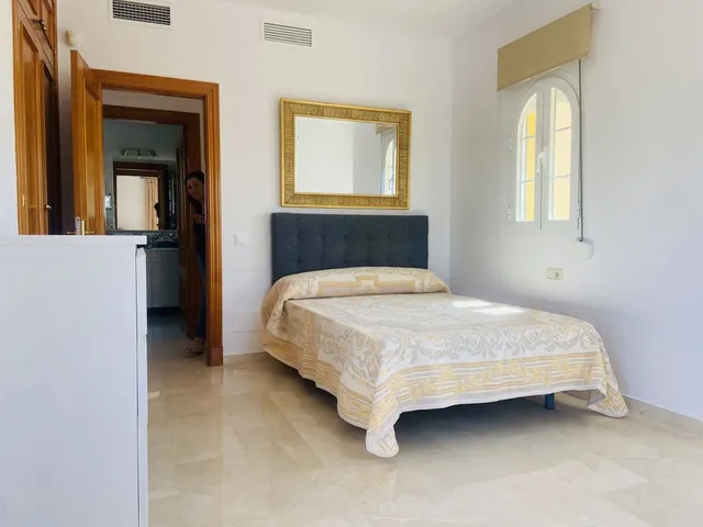 Villa 3 habitaciones 203m² en alquiler - Centro — 10