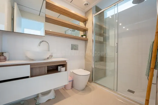 Apartamento 2 hab, 2 baños y solarium — 12
