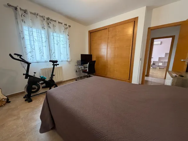 PRECIOSO CHALET EN MARINES — 23
