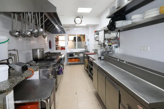 EXELENTE OPORTUNIDAD - RESTAURANTE EN TORREVIEJA — 26
