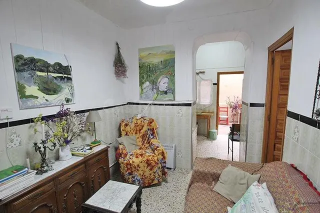 Encantadora Casa de Pueblo en el centro de Guardamar del Seg - foto 2