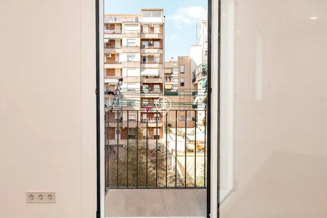 Excelente oportunidad en Les Corts — 33