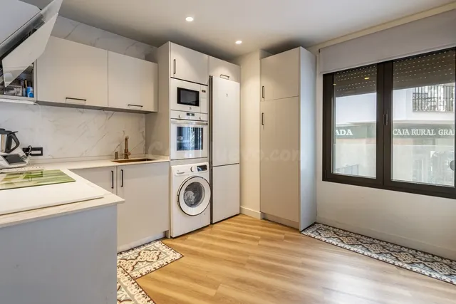 Apartamento 3 habitaciones 132m² en venta - Costa Del Sol - foto 4