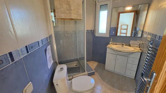 Chalet con piscina, gran parcela y licencia turística — 19