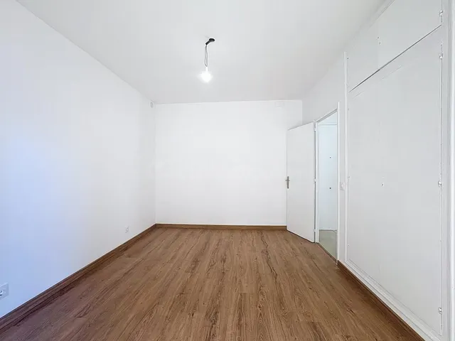 Apartamento de 2 dormitorios con vistas al mar en Santa Margarida — 17