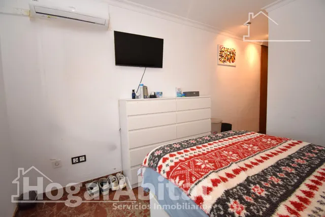 ¡Vistas panorámicas! Ático amplio y sofisticado con terraza y ascensor — 17