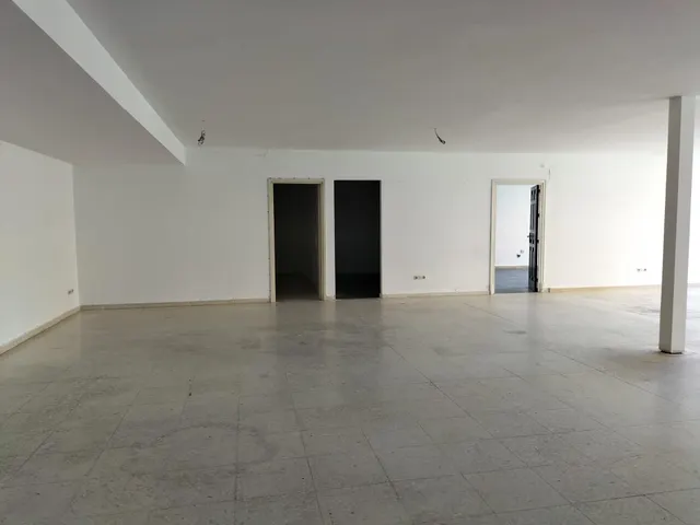 Local en venta de procedencia bancaria — 24