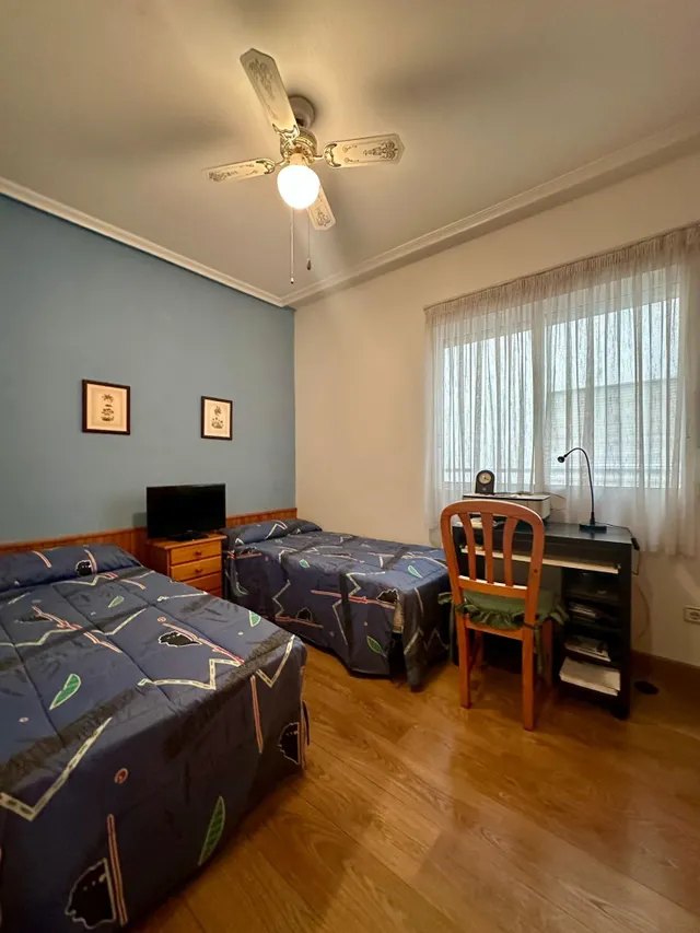 Se vende piso con garaje cerrado y terraza de 10 m2 en Torrevieja — 23