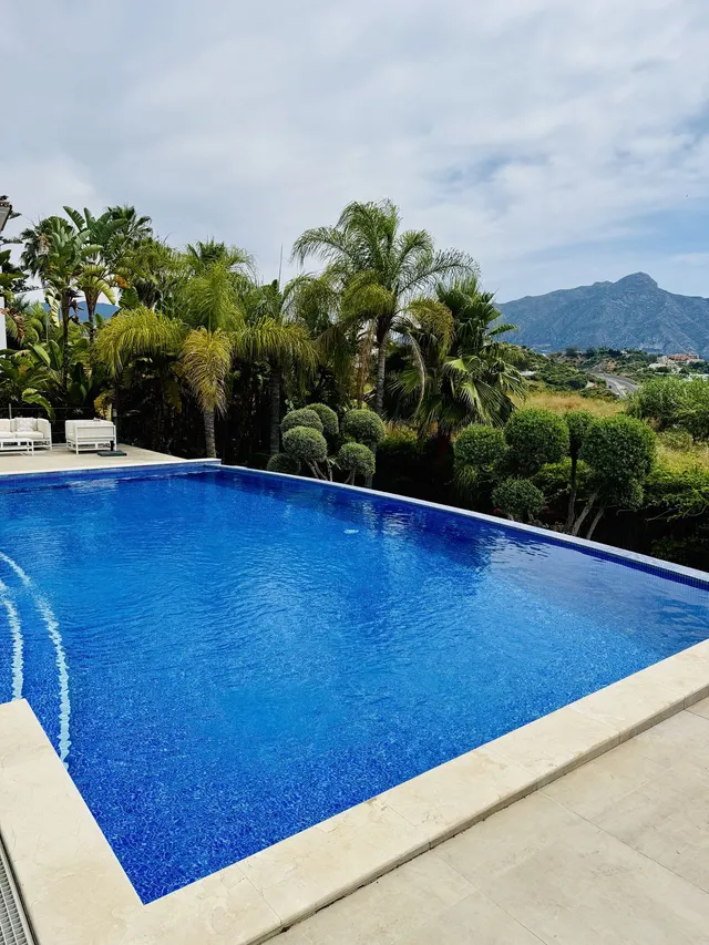 Chalet 3 habitaciones 355m² en venta - Costa del Sol — 8