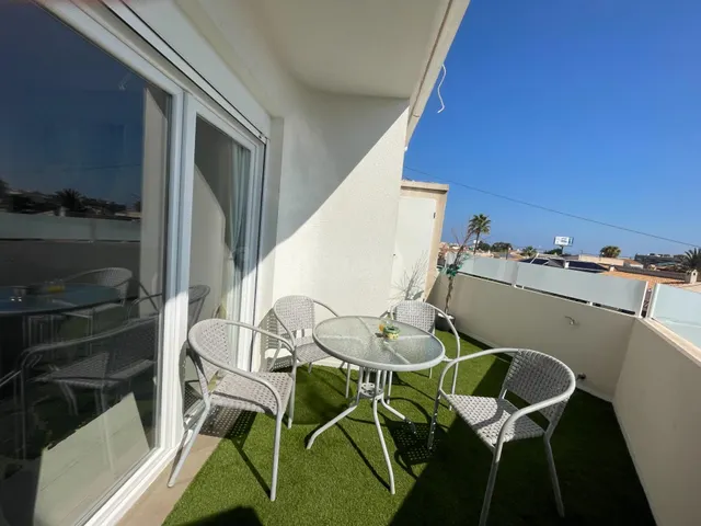 Bonito Bungalow Planta Baja con Piscina Privada — 2