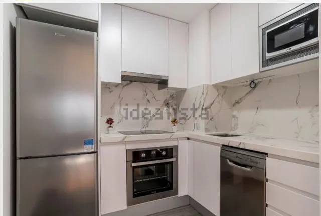 Apartamento 1 habitación 68m² en alquiler - Prosperidad — 17