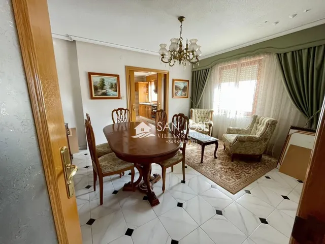 SE VENDEN DOS CASAS INDEPENDIENTES JUNTAS CON GARAJE EN MONO - foto 3