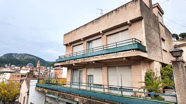 IMPORTANTE EDIFICIO ESQUINERO EN VENTA!! IDEAL INVERSOR!! - foto 4