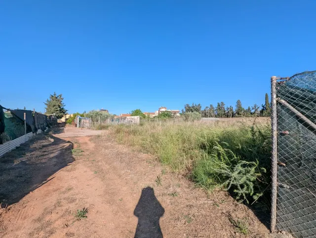 ¡Parcela en Venta de 1218 m2 en Los Camachos!