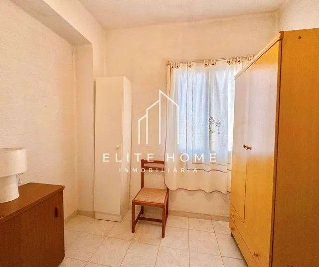 PISO DE 3 habitaciones JUNTO AL CORTE INGLÉS — 24