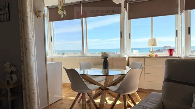 CASA UNIFAMILIAR EN LAS ATALAYAS CON VISTAS ESPECTACULARES A
